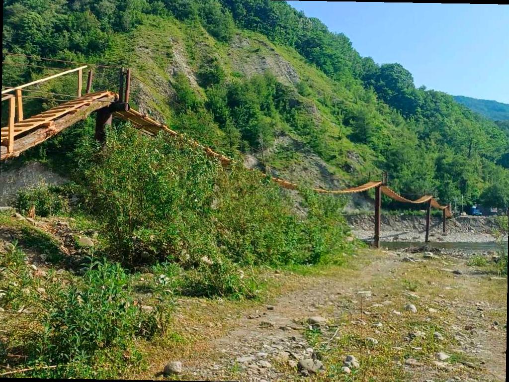 В Сочи открылся новый подвесной мост к водопадам Псыдах и Шапсуг