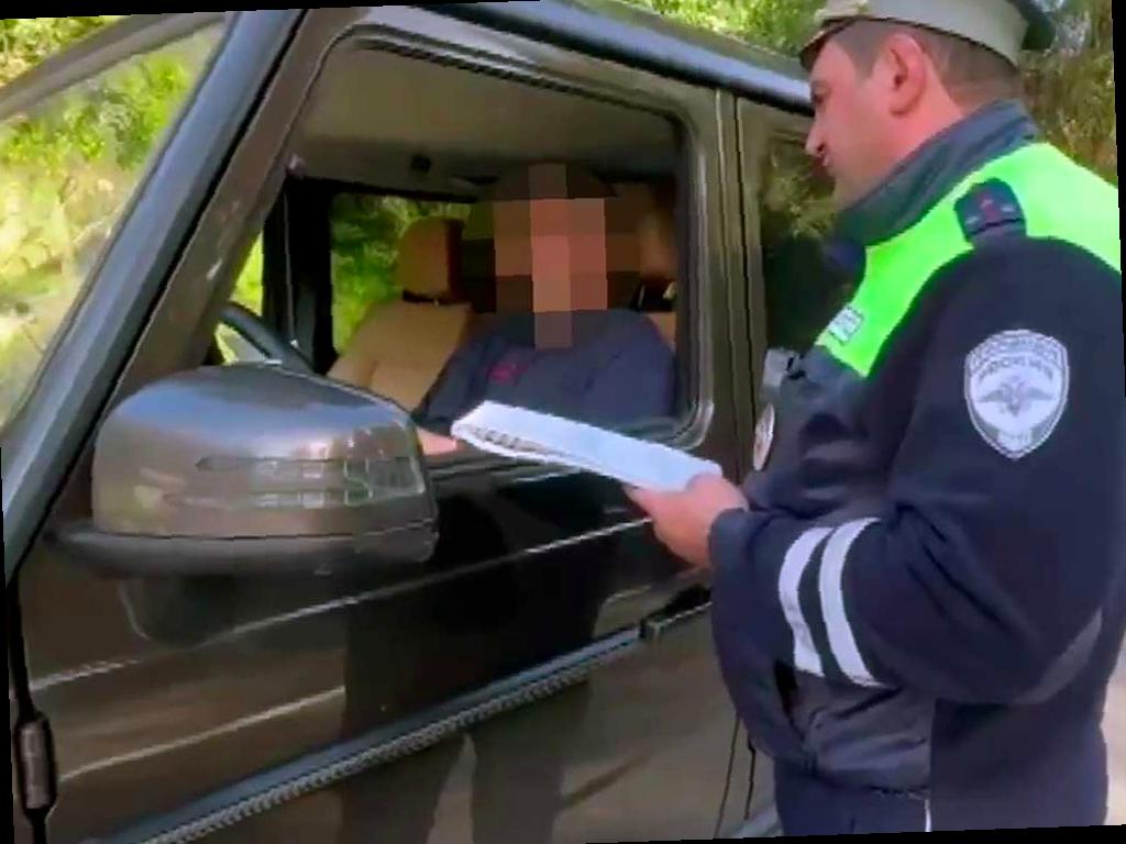 Скрытые патрули в Сочи бережно следят за соблюдением ПДД