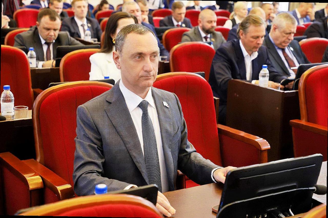 «Виктор Тепляков принял участие в сессии ЗСК»