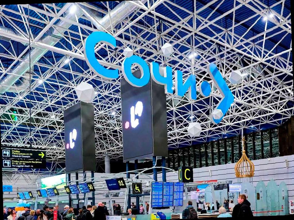 В аэропорту Сочи снова открыты полеты