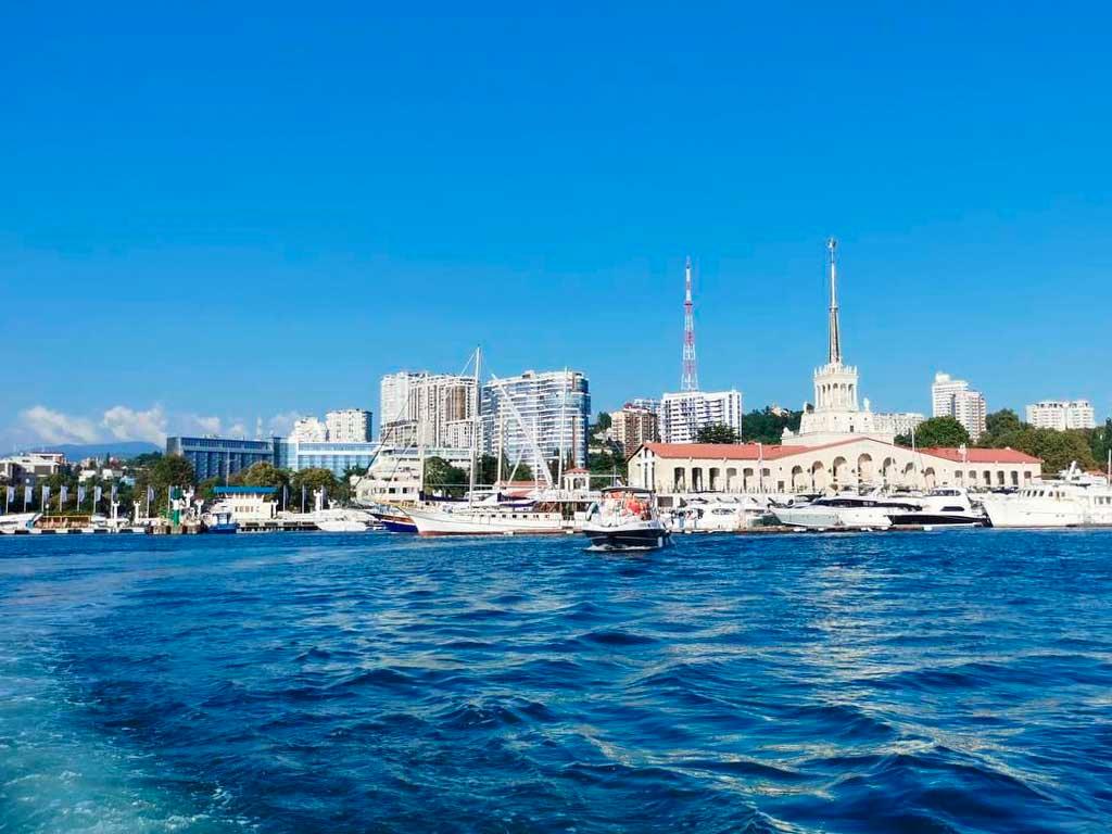 Вечерние учебные стрельбы пройдут в порту Сочи