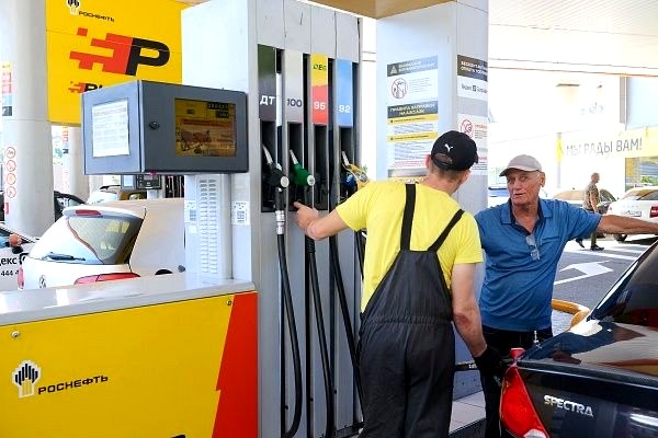 Ситуация с топливом в Сочи: власти опровергли дефицит