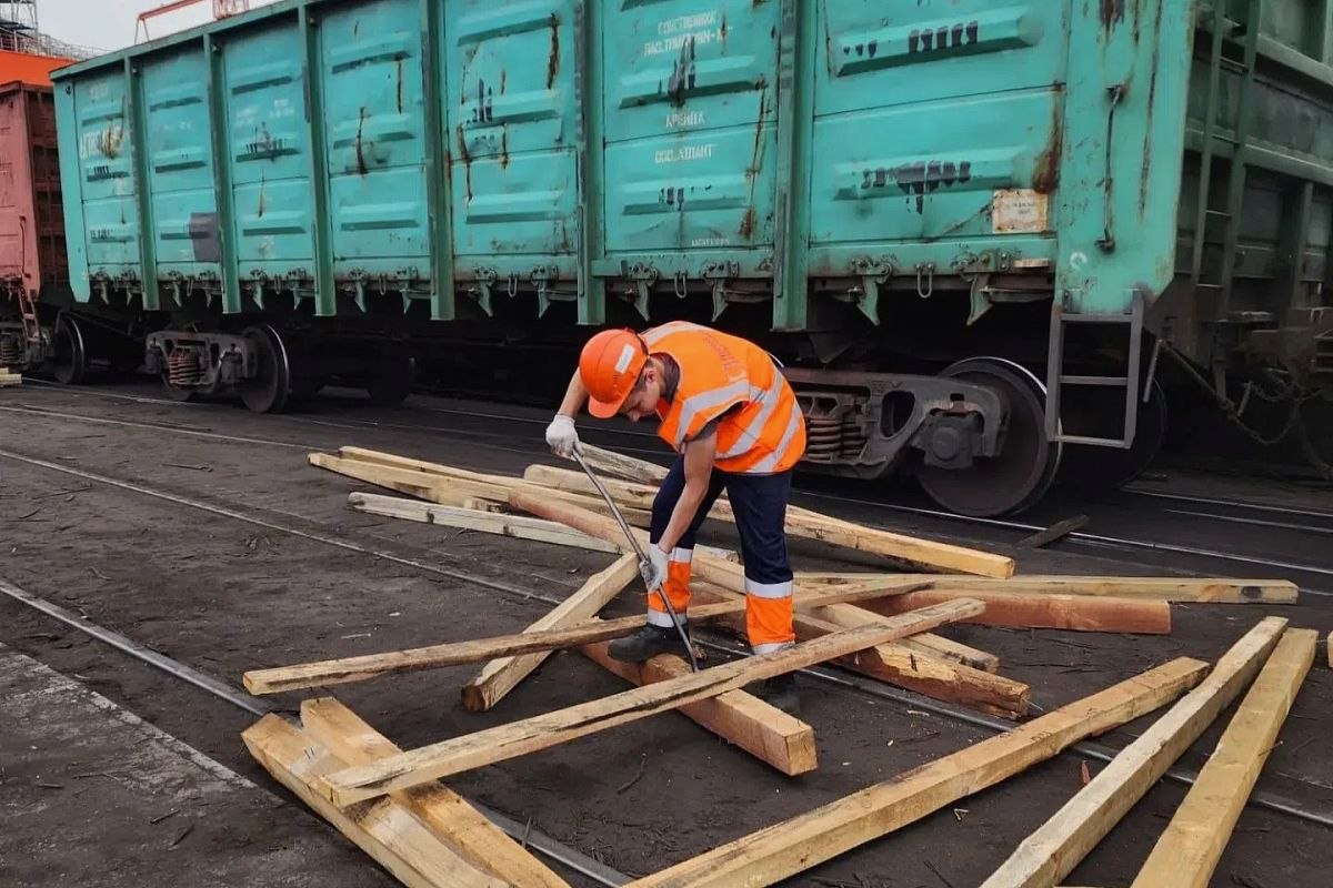 Сочинские студенты получают профессиональный опыт на предприятиях Краснодарского и Хабаровского краев